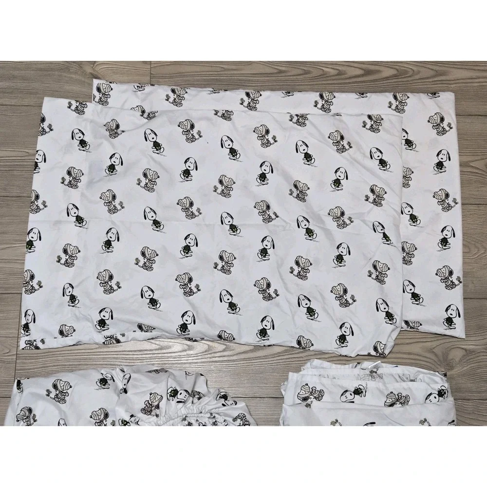 Berkshire Peanuts Snoopy Woodstock Twin Sheet Set 4pc Halloween Flat Pillowcase